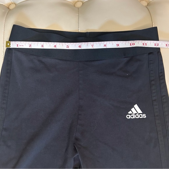 Adidas Black 3 stripes biker shorts - Picture 4 of 7